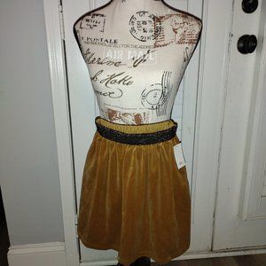 Tea Collection Velour Skirt, Tres chic!  NWT  *Bundle 3 for free shipping